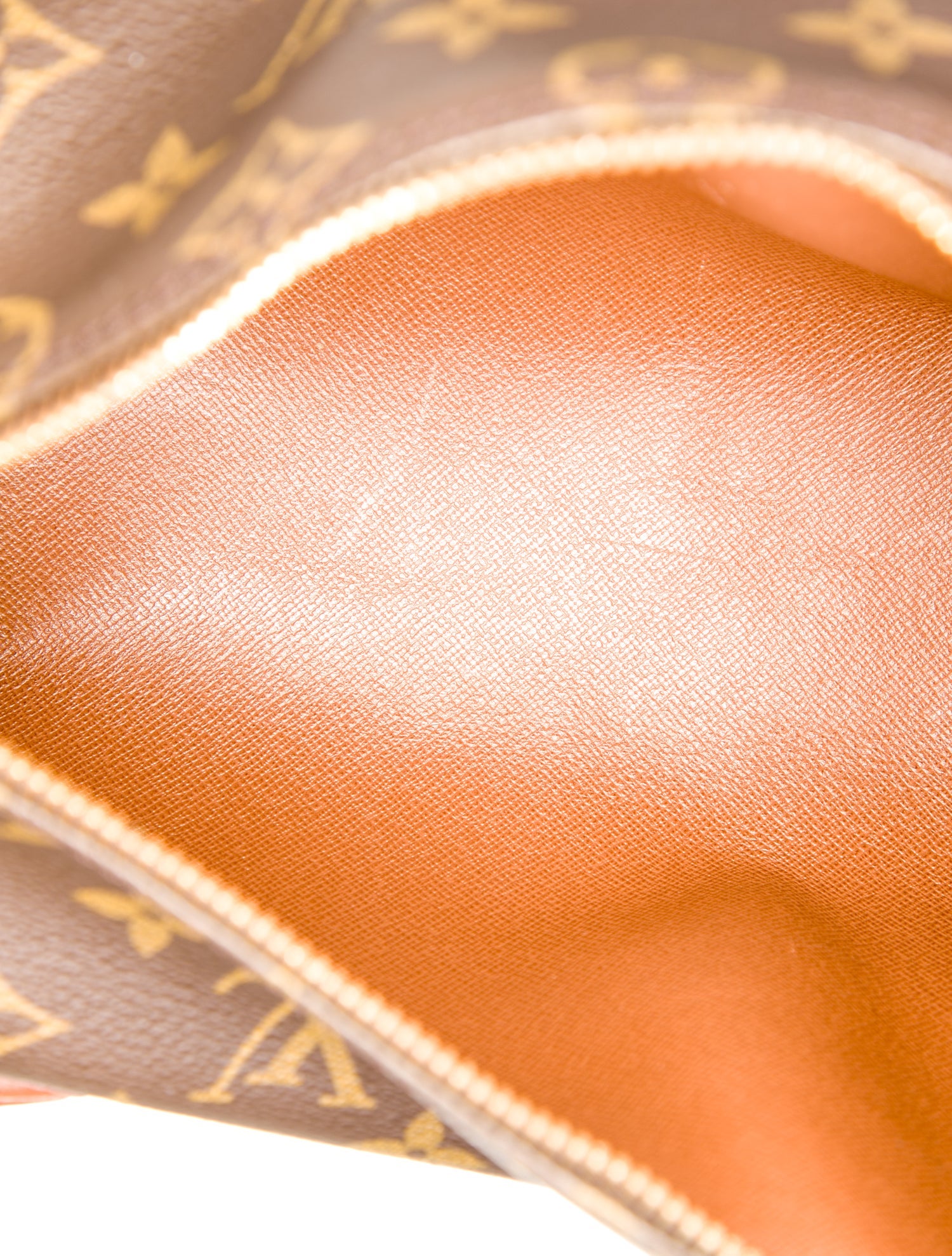 Louis Vuitton LV Monogram Papillon 26 Vintage